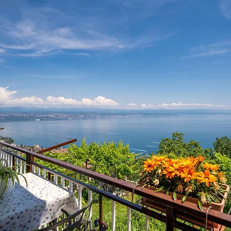 Laurus-1 By Interhome * Lovran