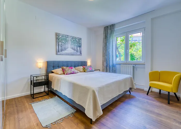 Apartamento Laurus-1 By Interhome *