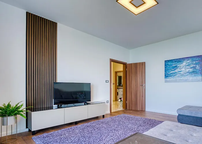 Laurus-1 By Interhome * Lovran