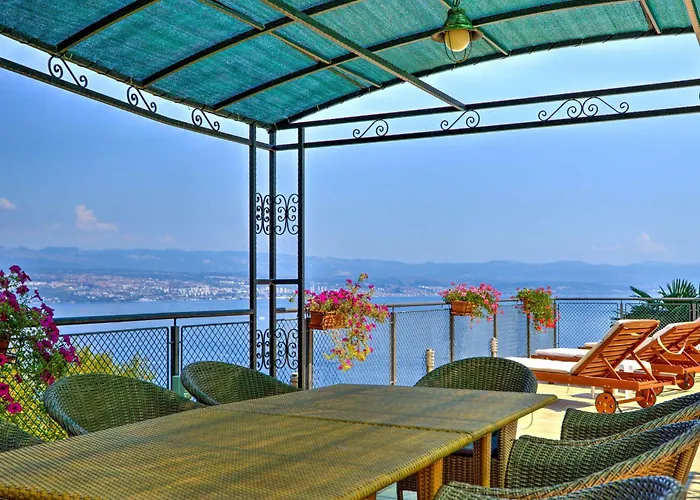 Apartamento Laurus-1 By Interhome