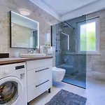 Laurus-1 By Interhome Appartement