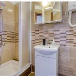 Appartement Laurus-1 By Interhome