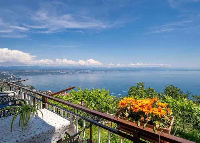 Laurus-1 By Interhome * Lovran